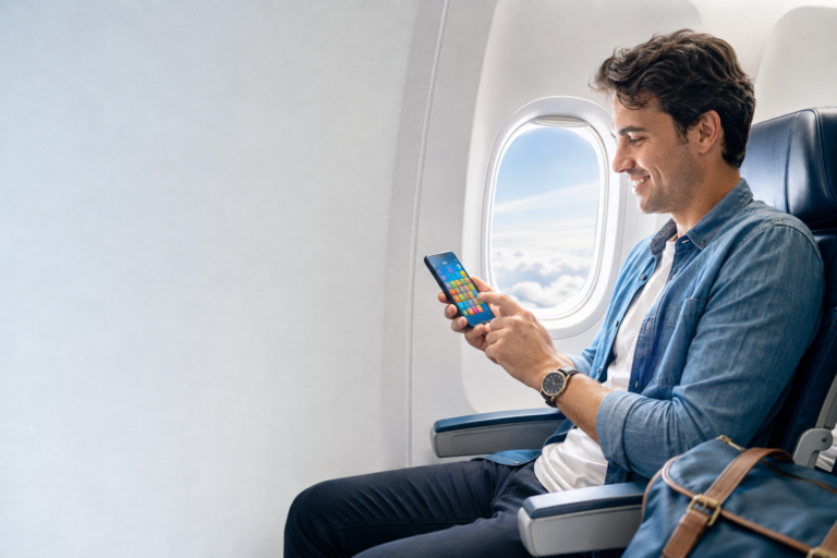 Games without WiFi on a phone during a flight